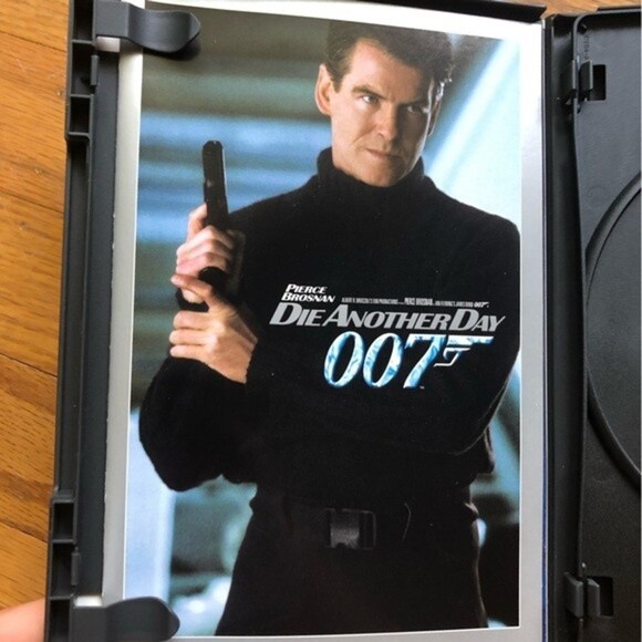 Die Another Day 007 James Bond DVD Special Edition - Picture 6 of 6